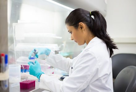 ‘Apply for bowel cancer research grant to help improve early diagnosis of UK’s second biggest killer’